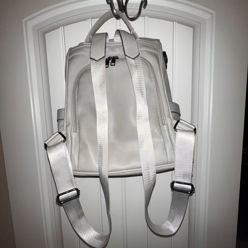Backpack purse! - Picture 2 of 4